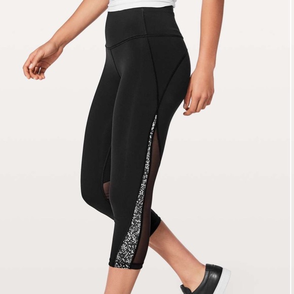 Lululemon Mix & Mesh Crop Leggings 21" Chirasu Black Size 6 Small - Picture 12 of 12